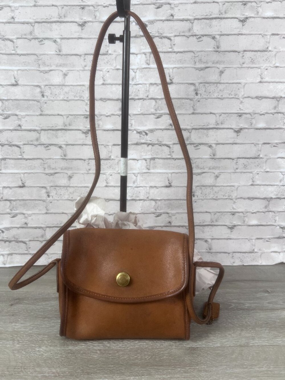Vintage Coach 9892  Chrystie British Tan Leather Crossbody Bag Purse 90s